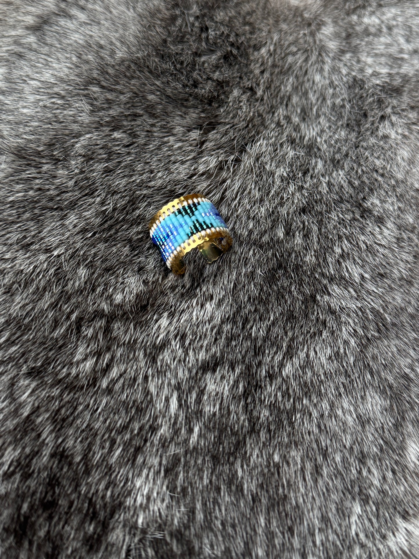 Beaded ring - Blues