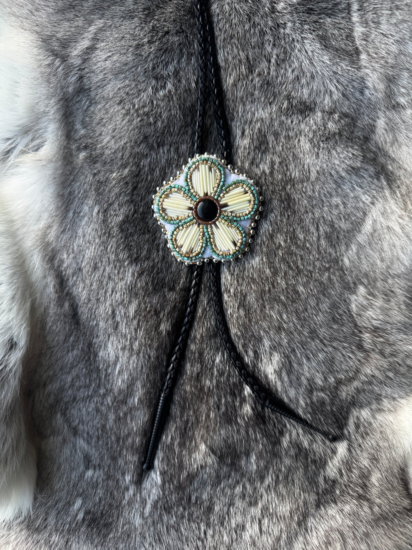 Flower bolo tie - Picasso Turq & natural